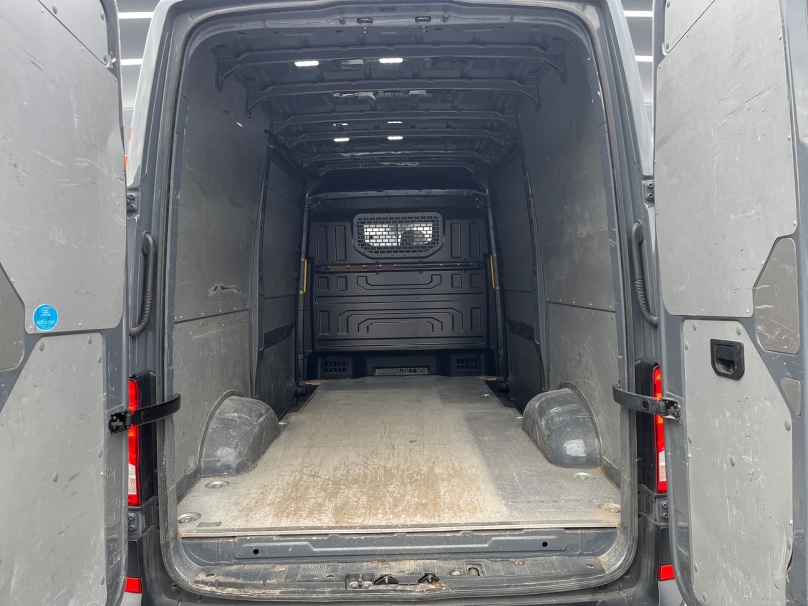 Volkswagen VIC Crafter 35 2.0 bitdi 177cv 4motion l3h3 business - 12