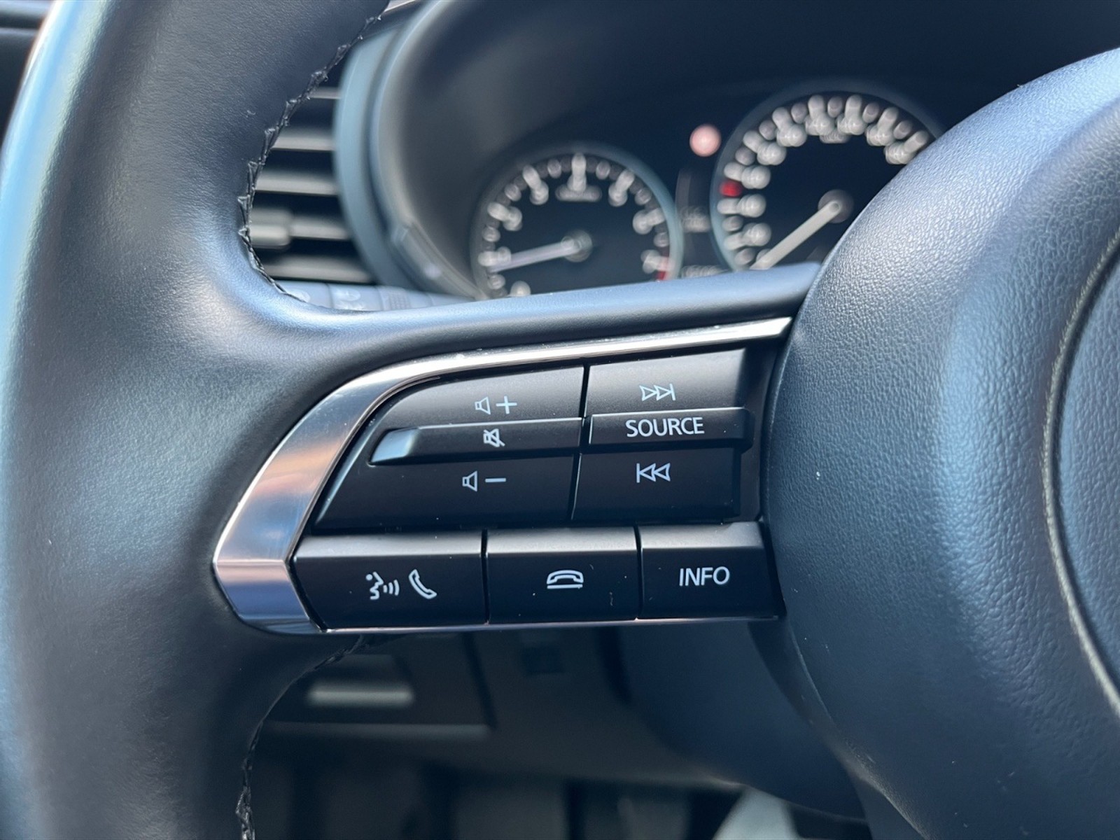 Mazda 3 5p 2.0 m-hybrid nagisa 150cv - 13