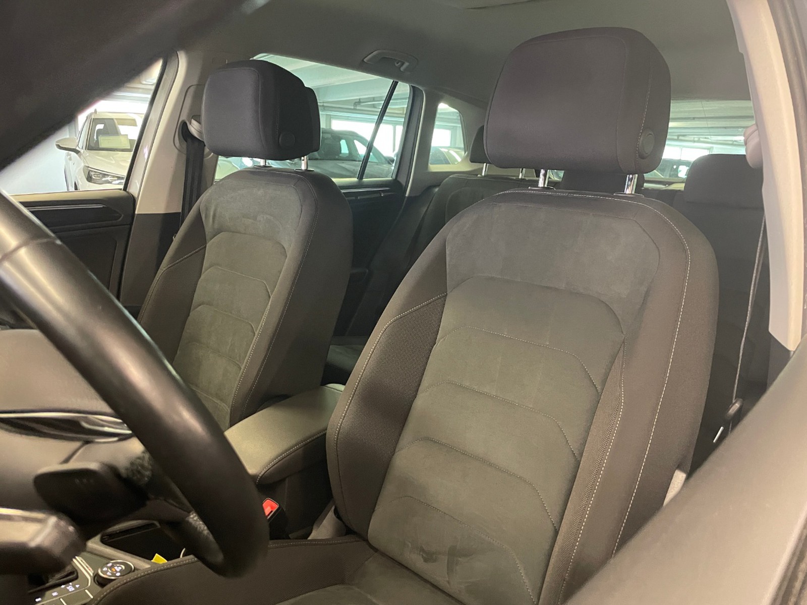 Volkswagen Tiguan Advanced R-Line 2.0 tdi 4motion 150cv dsg - 22