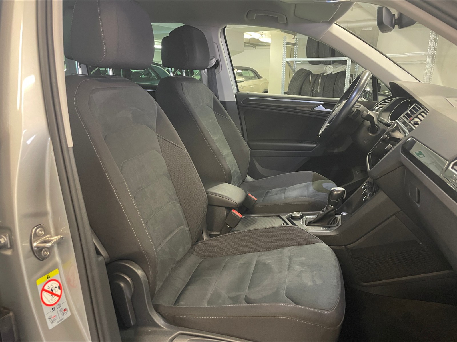 Volkswagen Tiguan Advanced R-Line 2.0 tdi 4motion 150cv dsg - 9