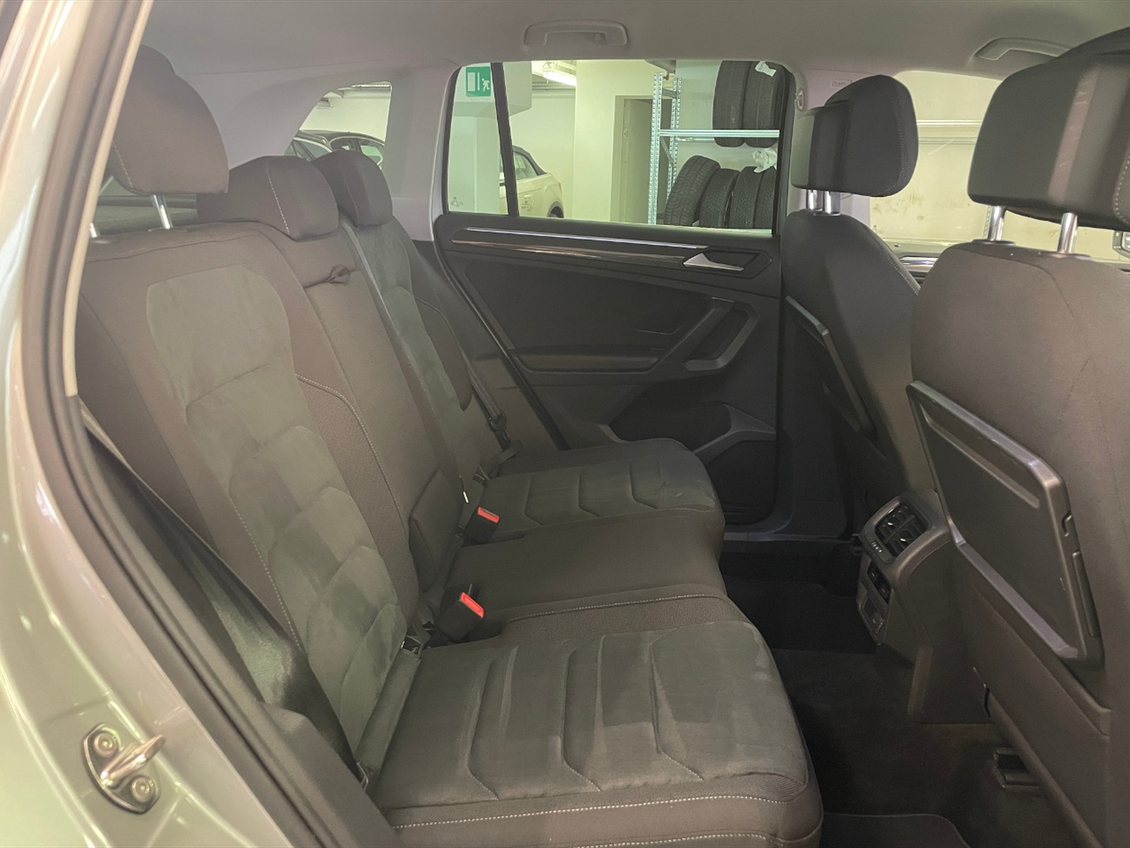 Volkswagen Tiguan Advanced R-Line 2.0 tdi 4motion 150cv dsg - 10