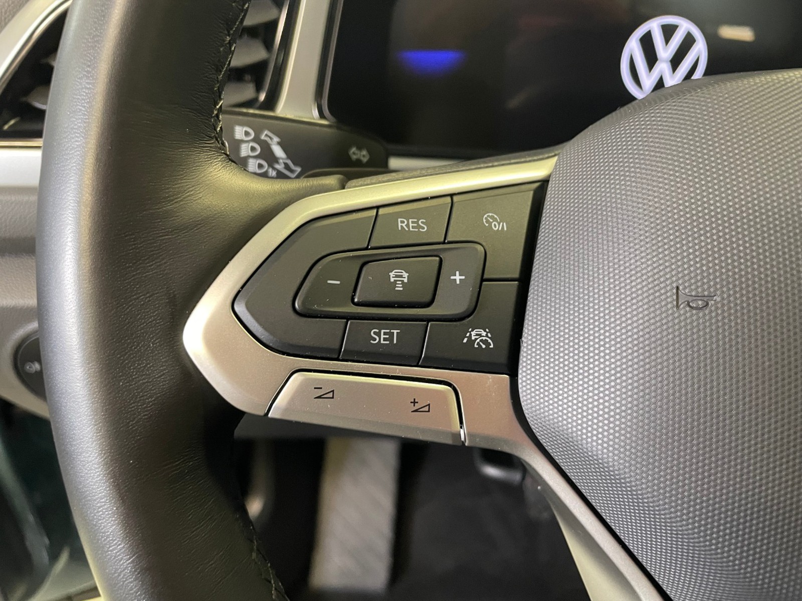 Volkswagen T-Roc 1.5 tsi life dsg - 17