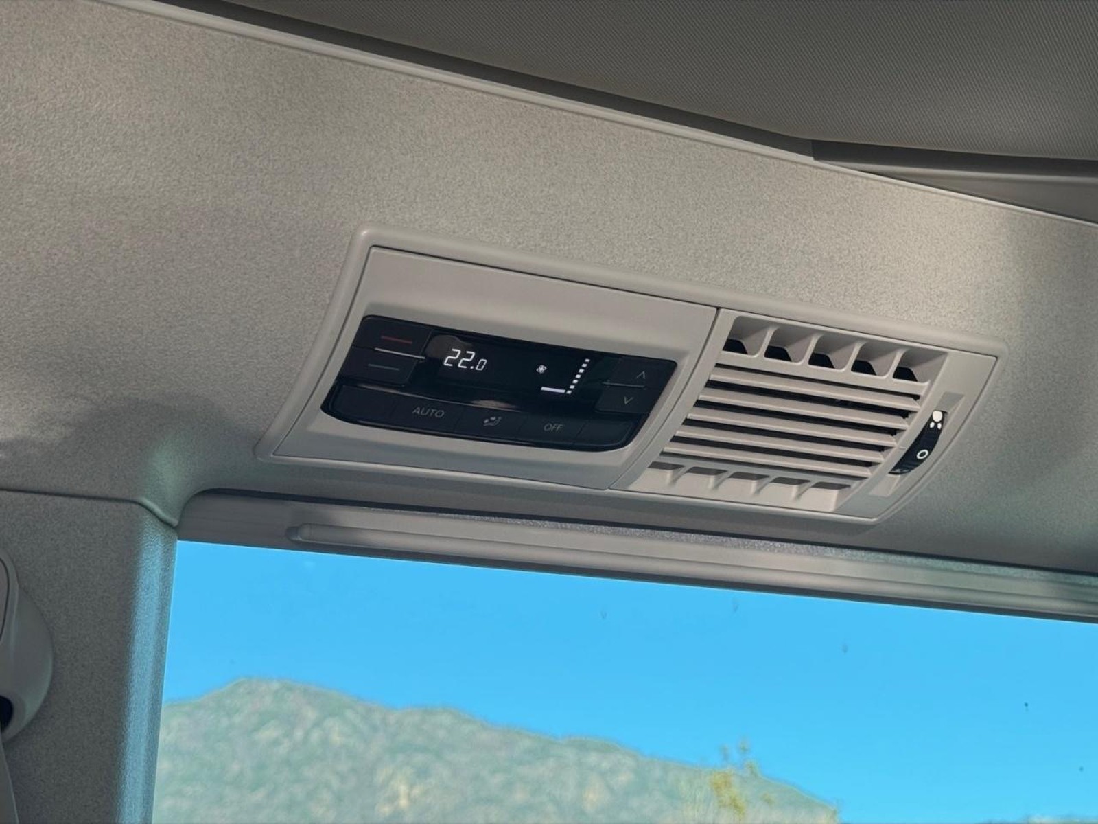 Volkswagen T6.1 California California 2.0 Tdi Beach Tour Edition 150cv DSG - 25