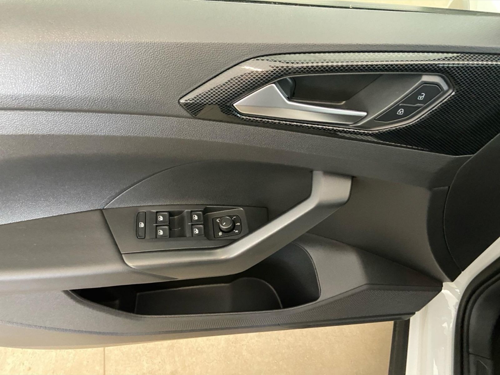 Volkswagen T-Cross 1.0 tsi edition plus 115cv - 14