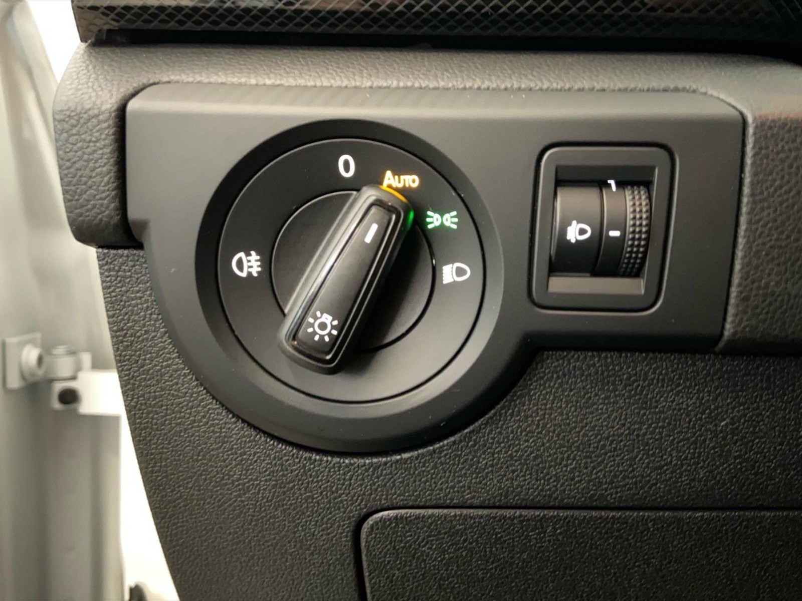 Volkswagen T-Cross 1.0 tsi edition plus 115cv - 15