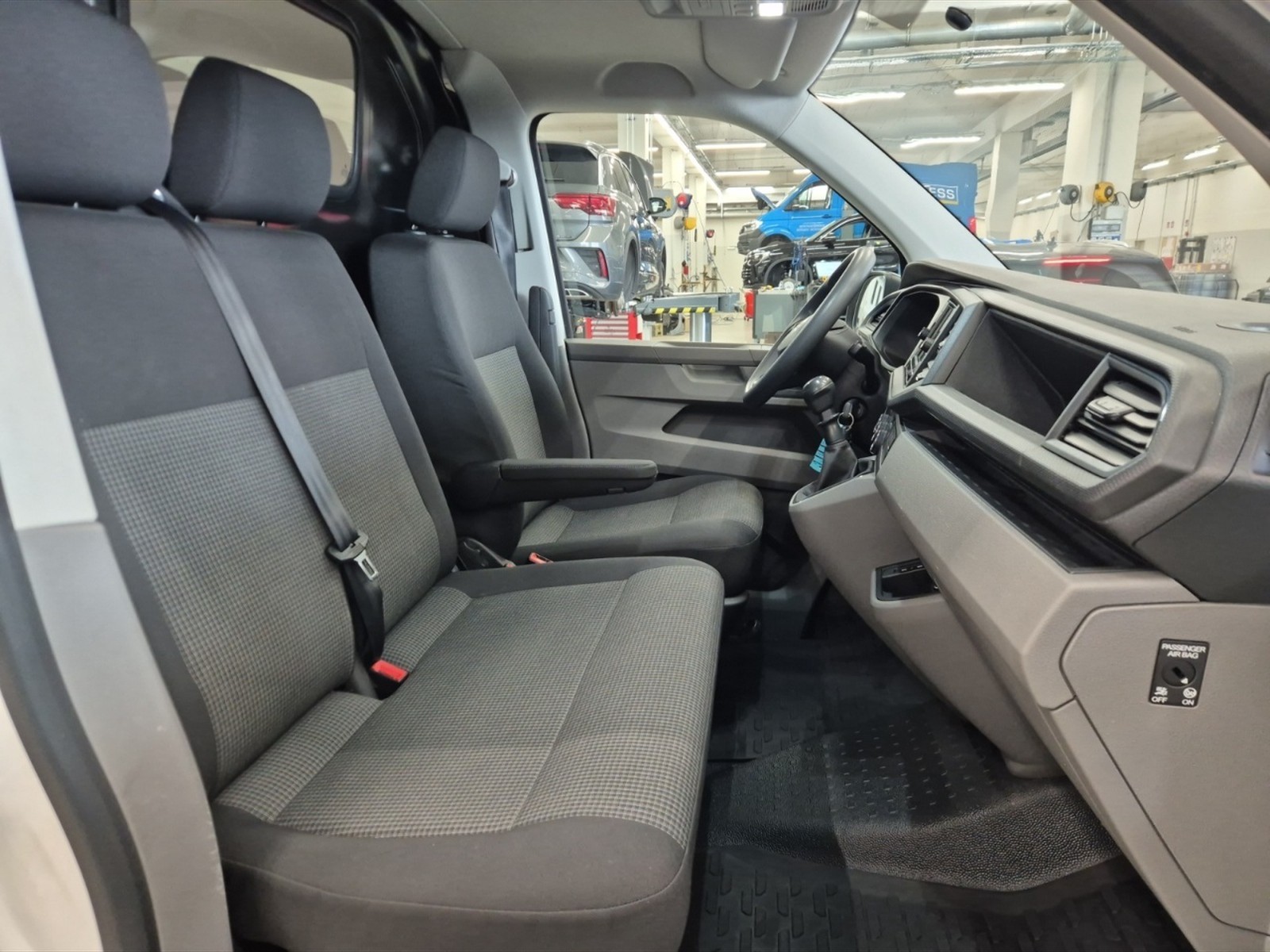 Volkswagen VIC T6.1 Transporter t6.1 30 2.0 tdi 150cv business p.c. - 9