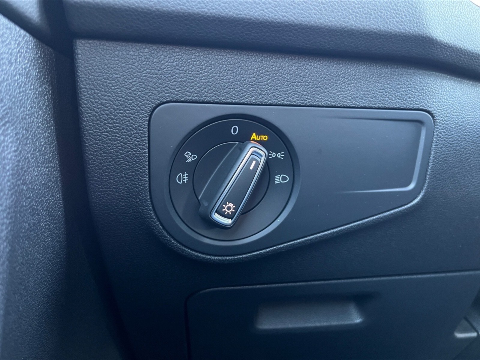 Volkswagen Tiguan 2.0 tdi r-line 4motion 150cv dsg - 25