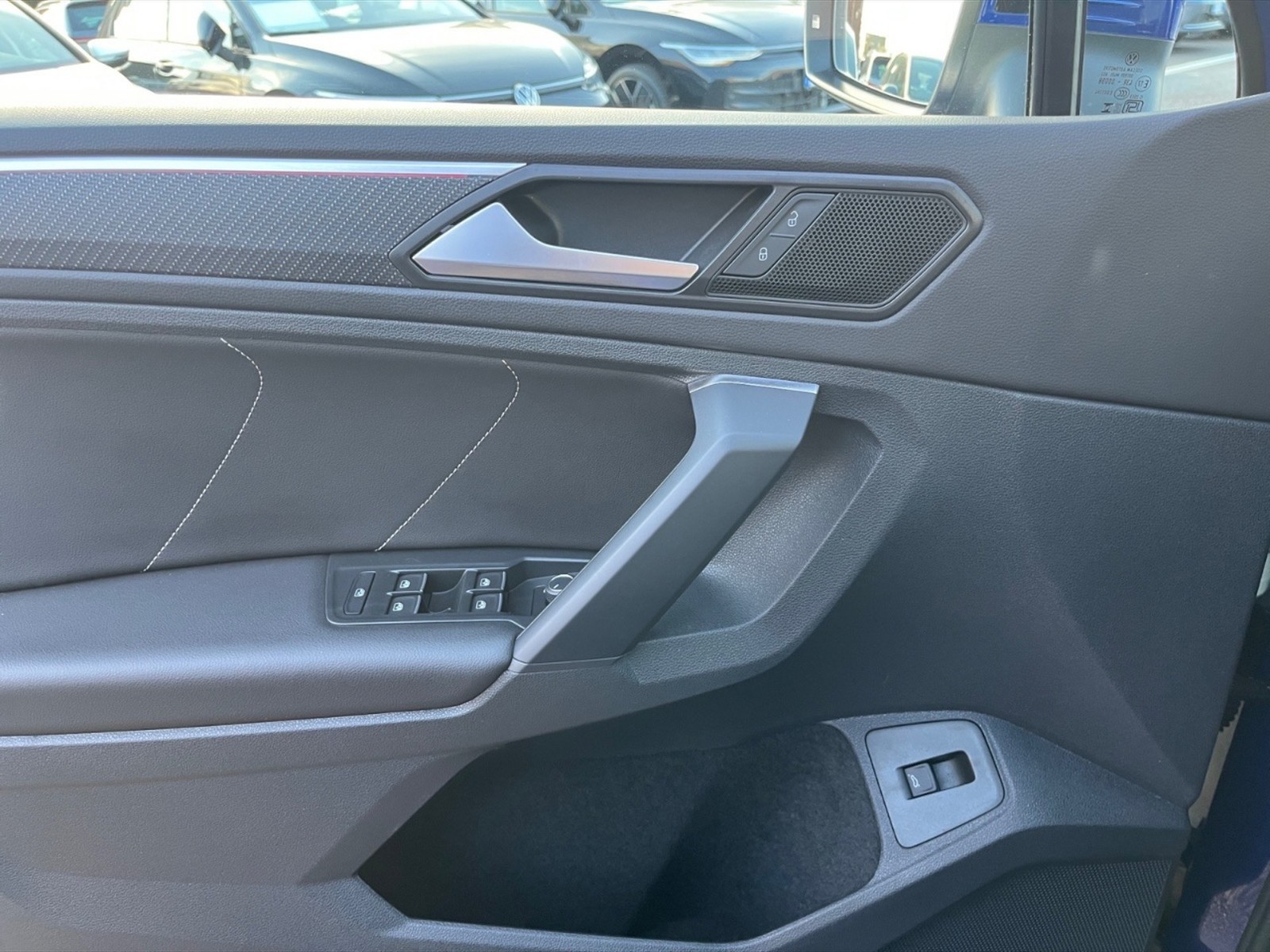 Volkswagen Tiguan 2.0 tdi r-line 4motion 150cv dsg - 26