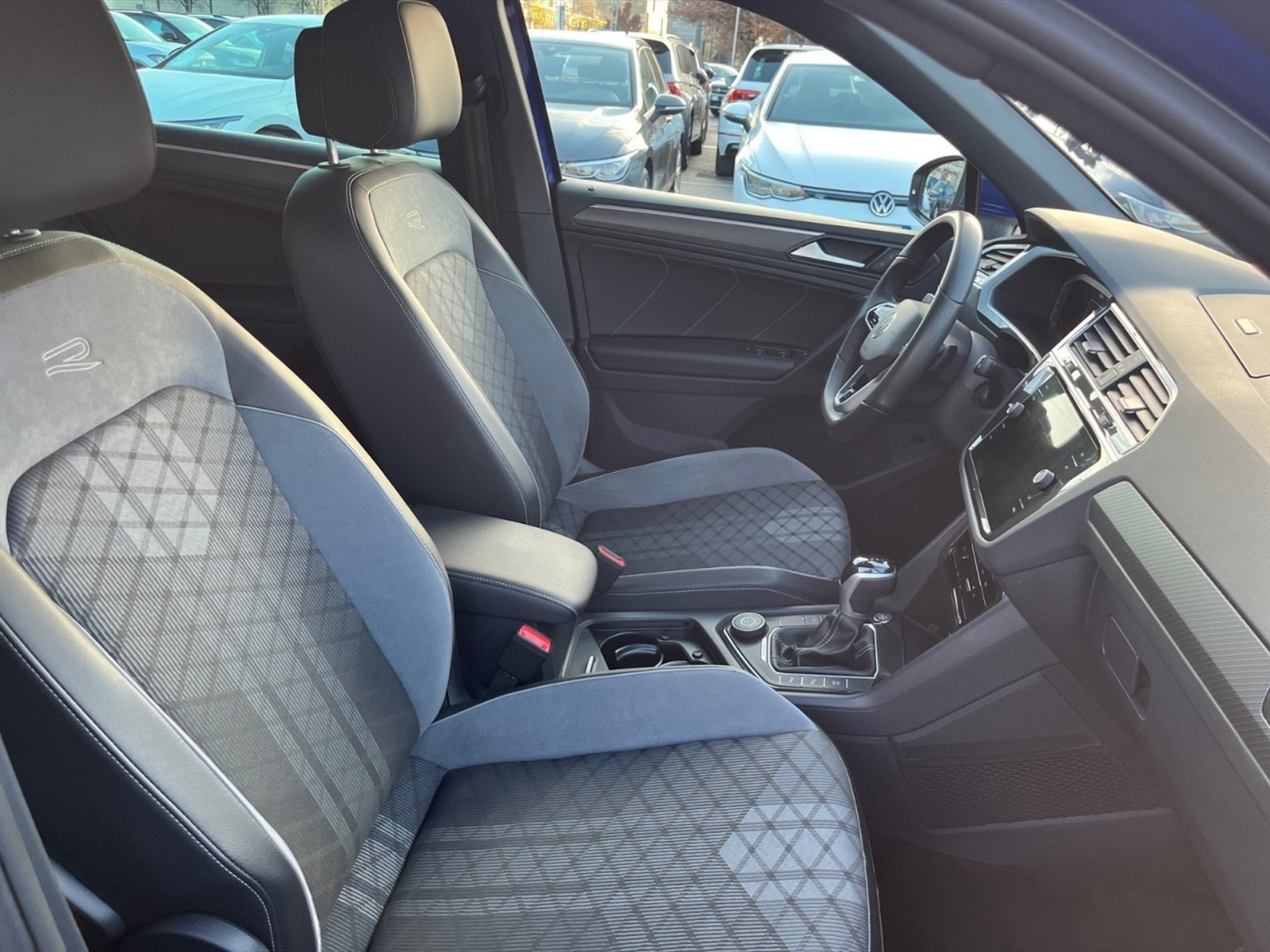 Volkswagen Tiguan 2.0 tdi r-line 4motion 150cv dsg - 9