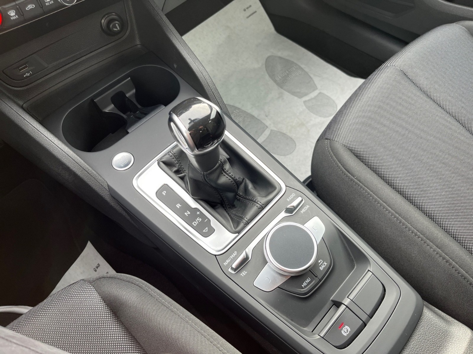 Audi Q2 35 2.0 tdi admired quattro s-tronic - 19