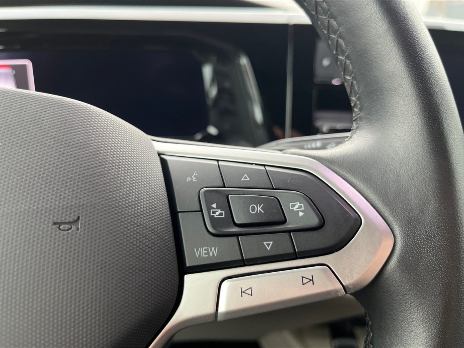 Volkswagen T7 Multivan 2.0 tdi space 150cv dsg 7p.ti - 15