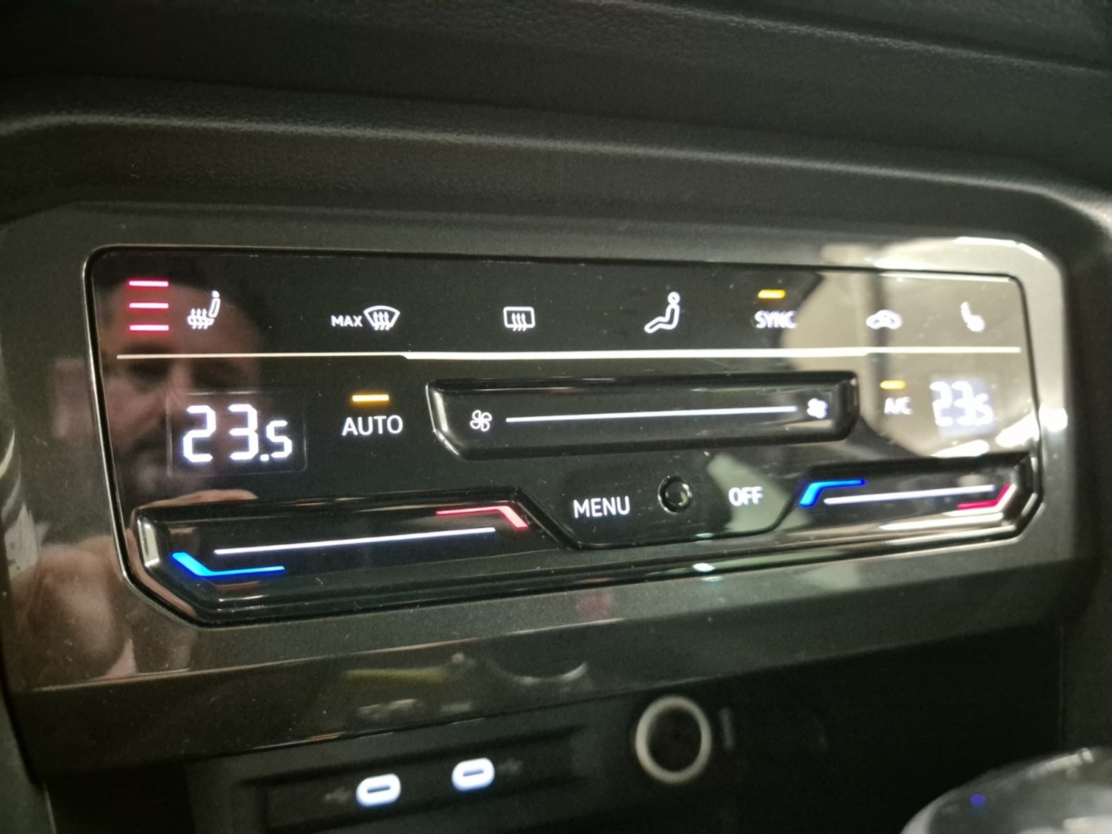 Volkswagen Tiguan 2.0 tdi elegance 4motion 150cv dsg - 17