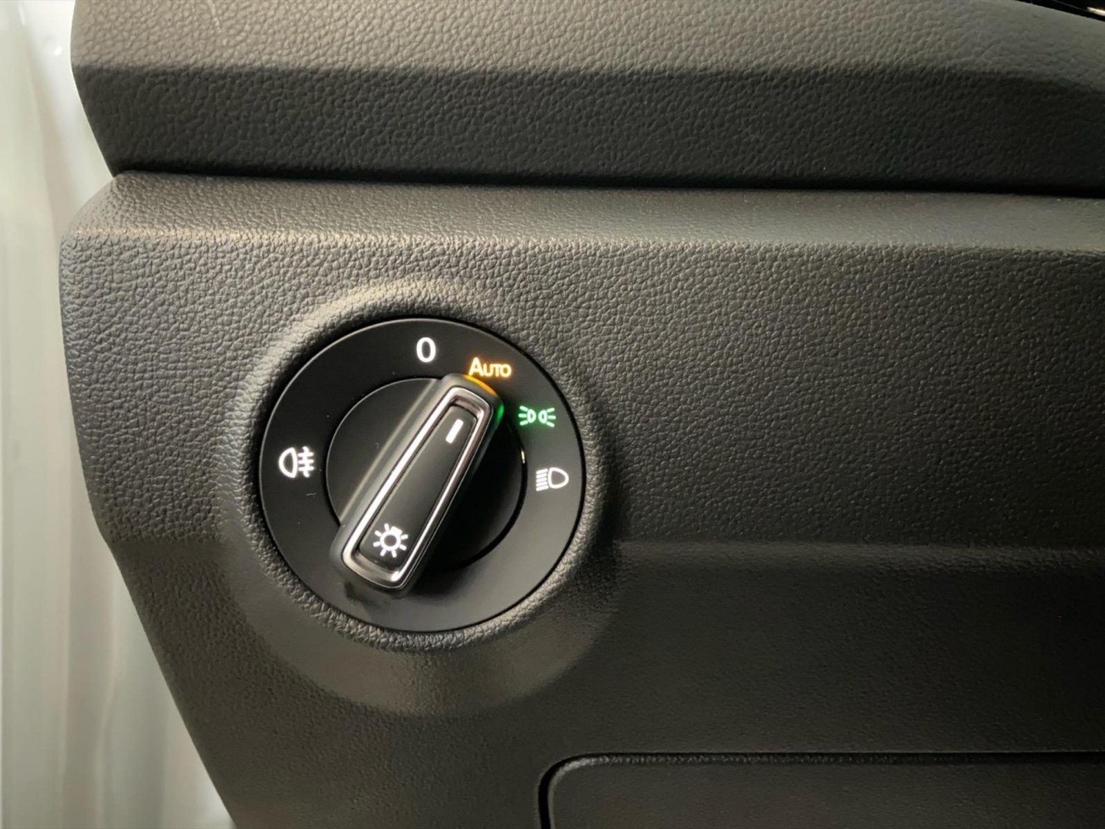 Volkswagen T-Roc 1.5 tsi r-line - 14