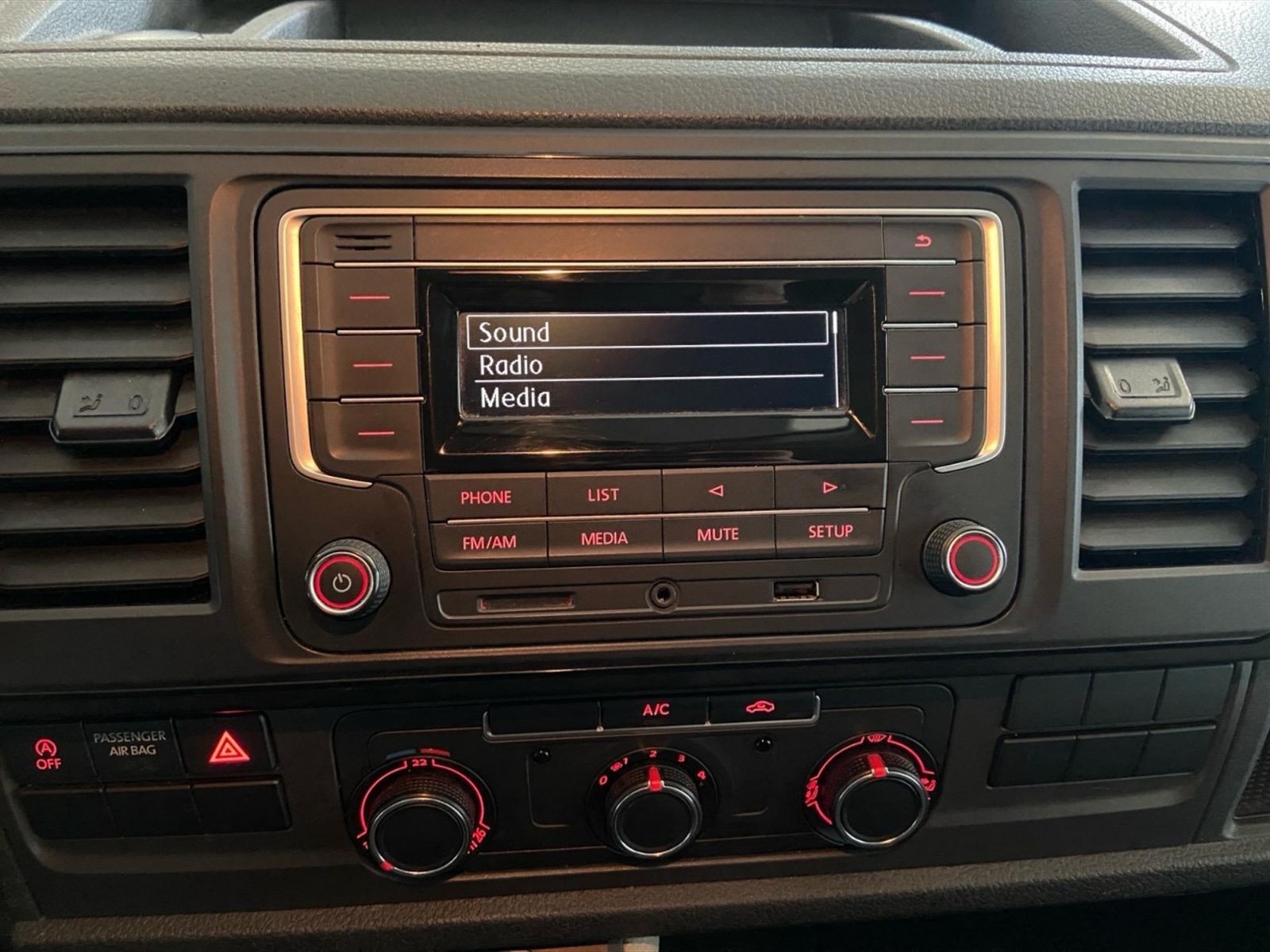 Volkswagen VIC T6 Transporter t6 28 2.0 tdi 102cv p.c. e6 - 19