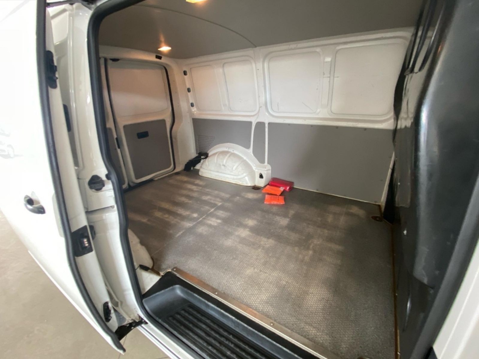 Volkswagen VIC T6 Transporter t6 28 2.0 tdi 102cv p.c. e6 - 10