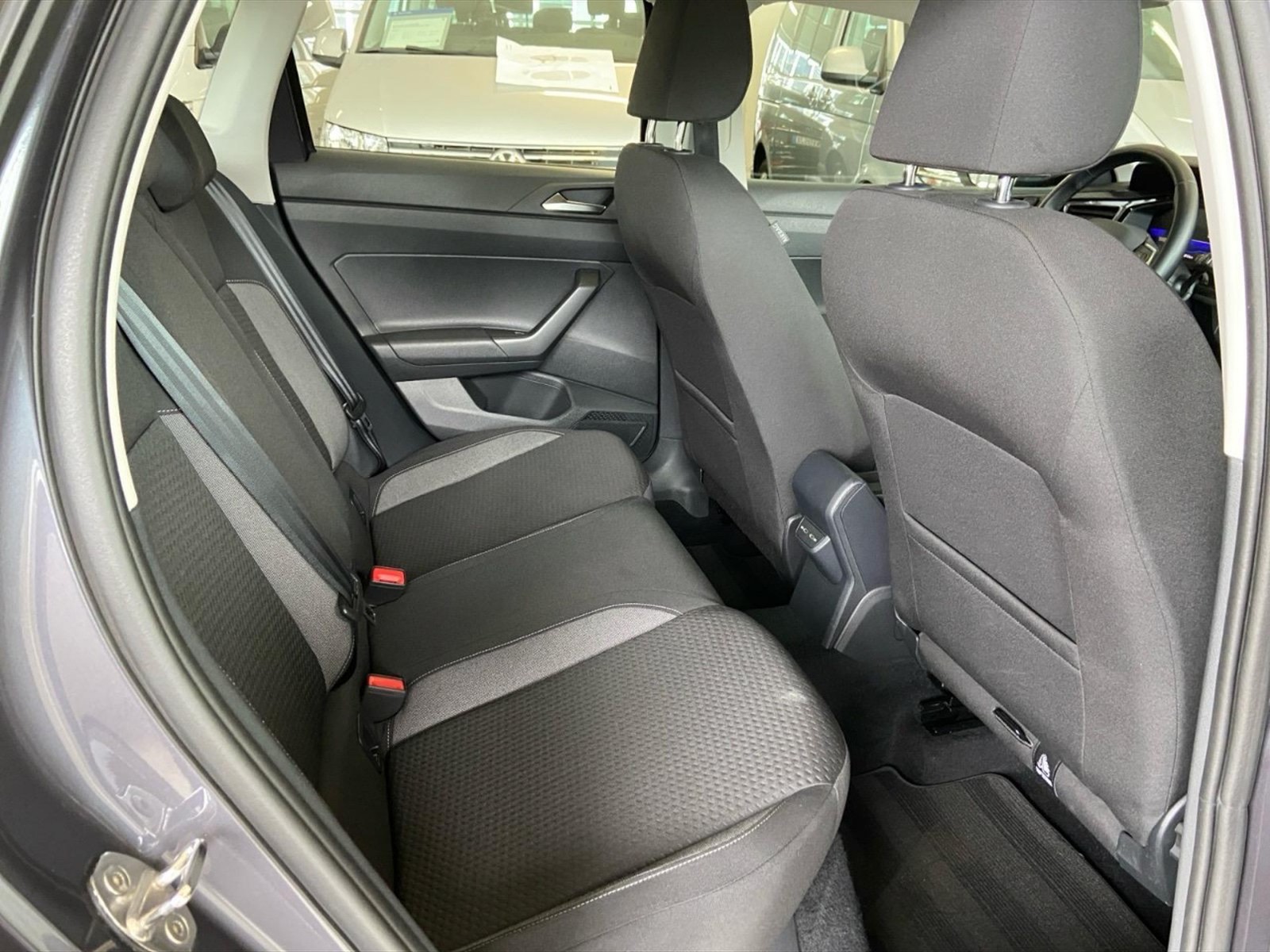 Volkswagen Taigo 1.0 tsi life 110cv - 10