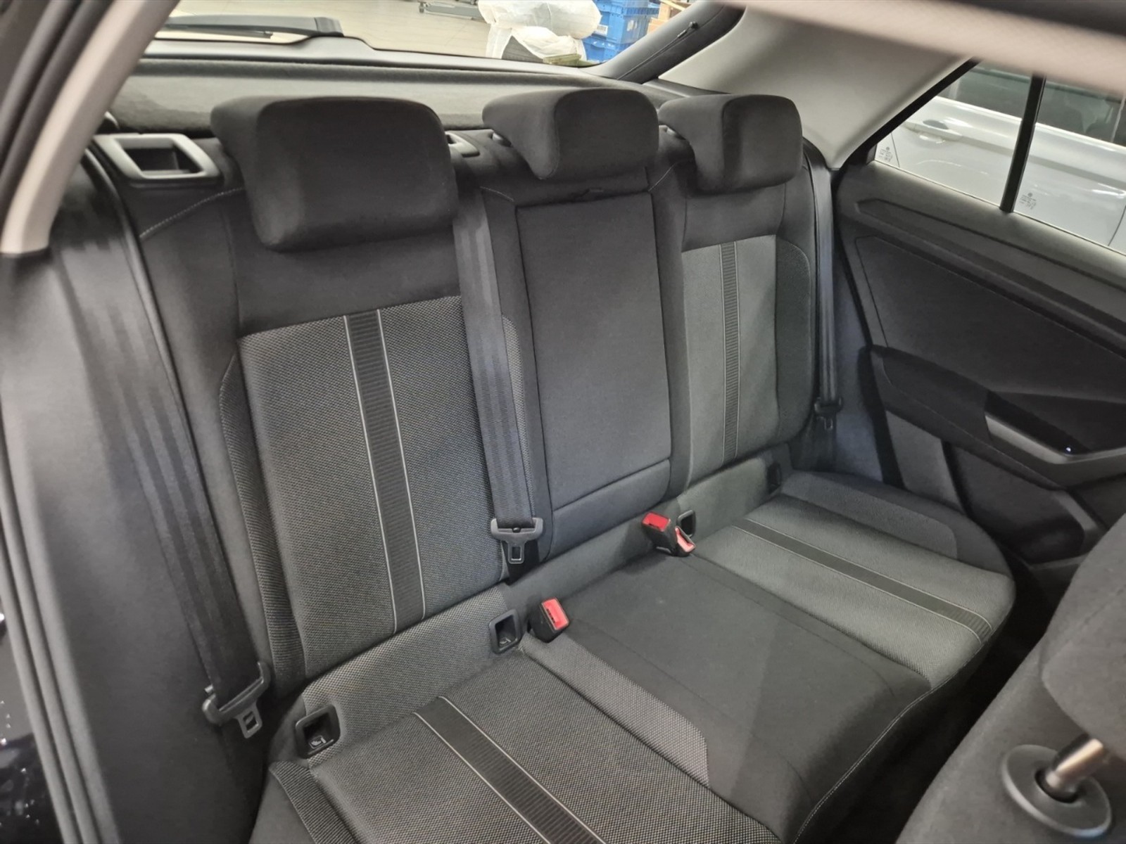 Volkswagen T-Roc 1.5 tsi life dsg - 10