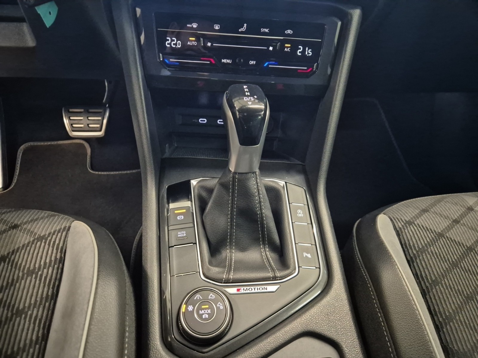 Volkswagen Tiguan 2.0 tdi r-line 4motion 150cv dsg - 22