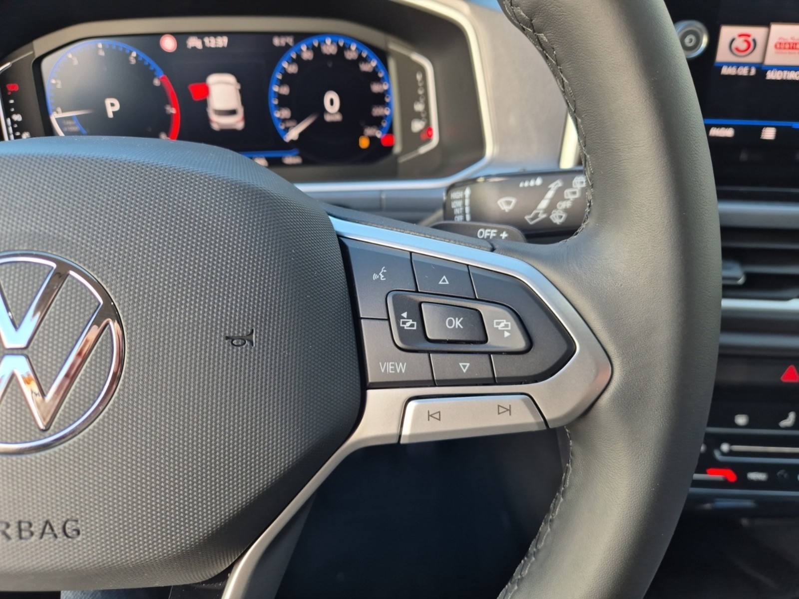 Volkswagen T-Roc 1.5 tsi style dsg - 15