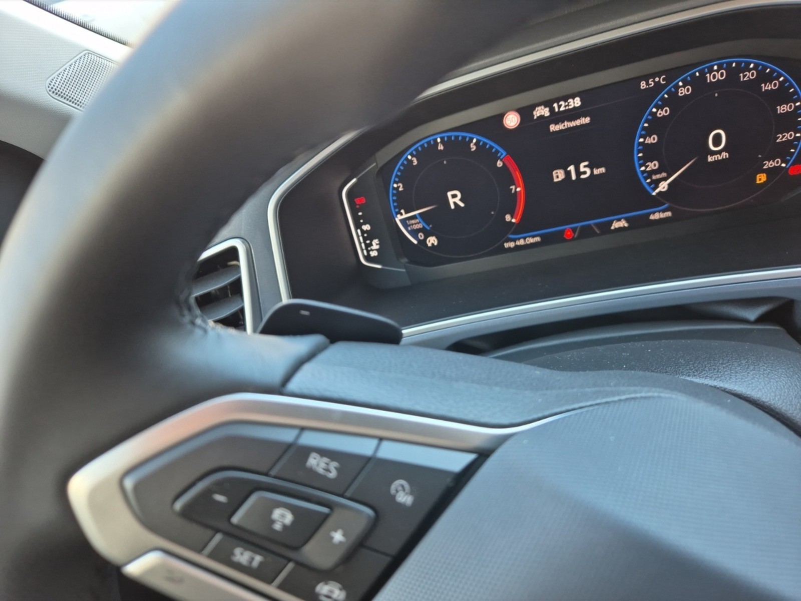 Volkswagen T-Roc 1.5 tsi style dsg - 20