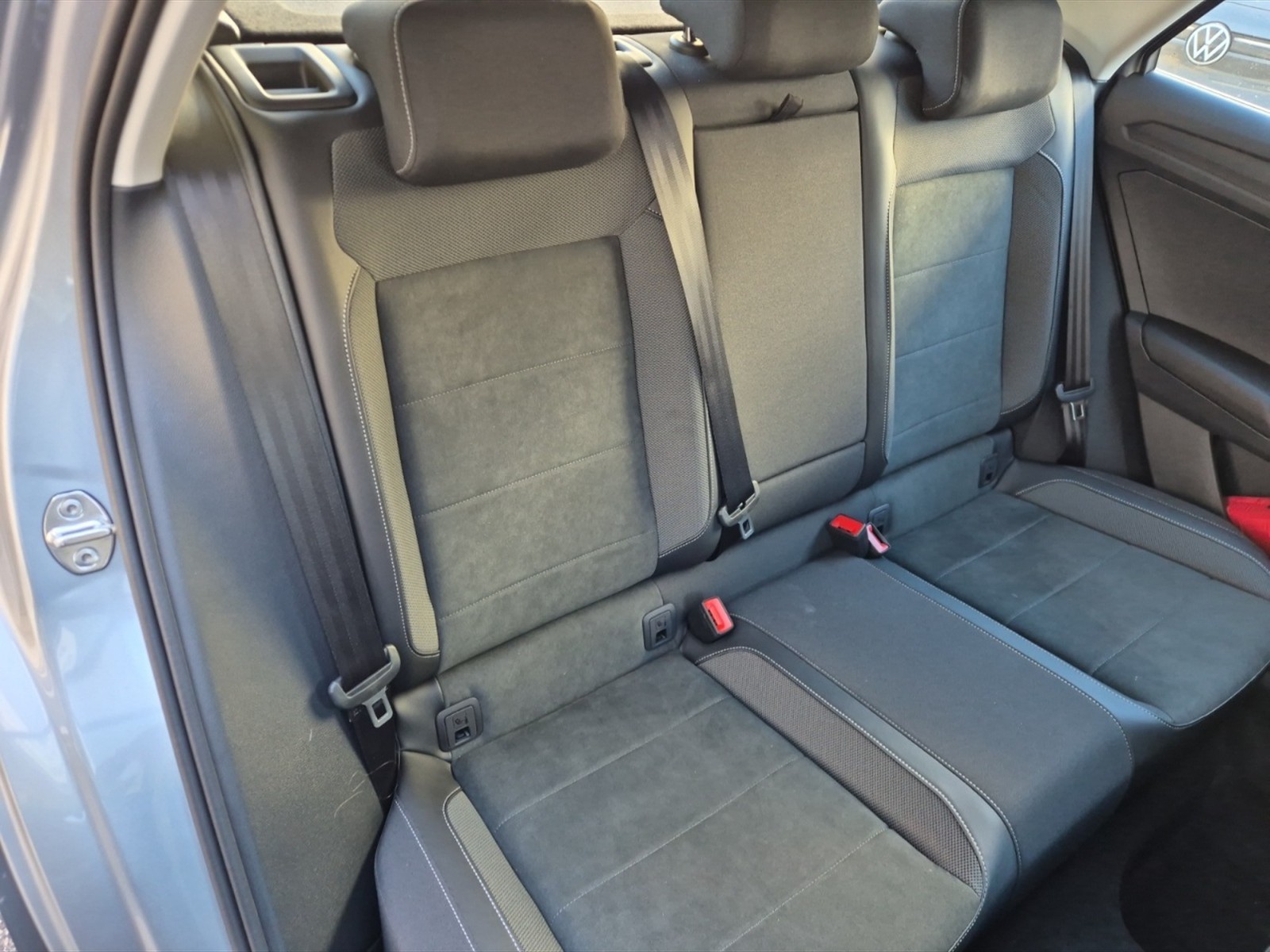 Volkswagen T-Roc 1.5 tsi style dsg - 10