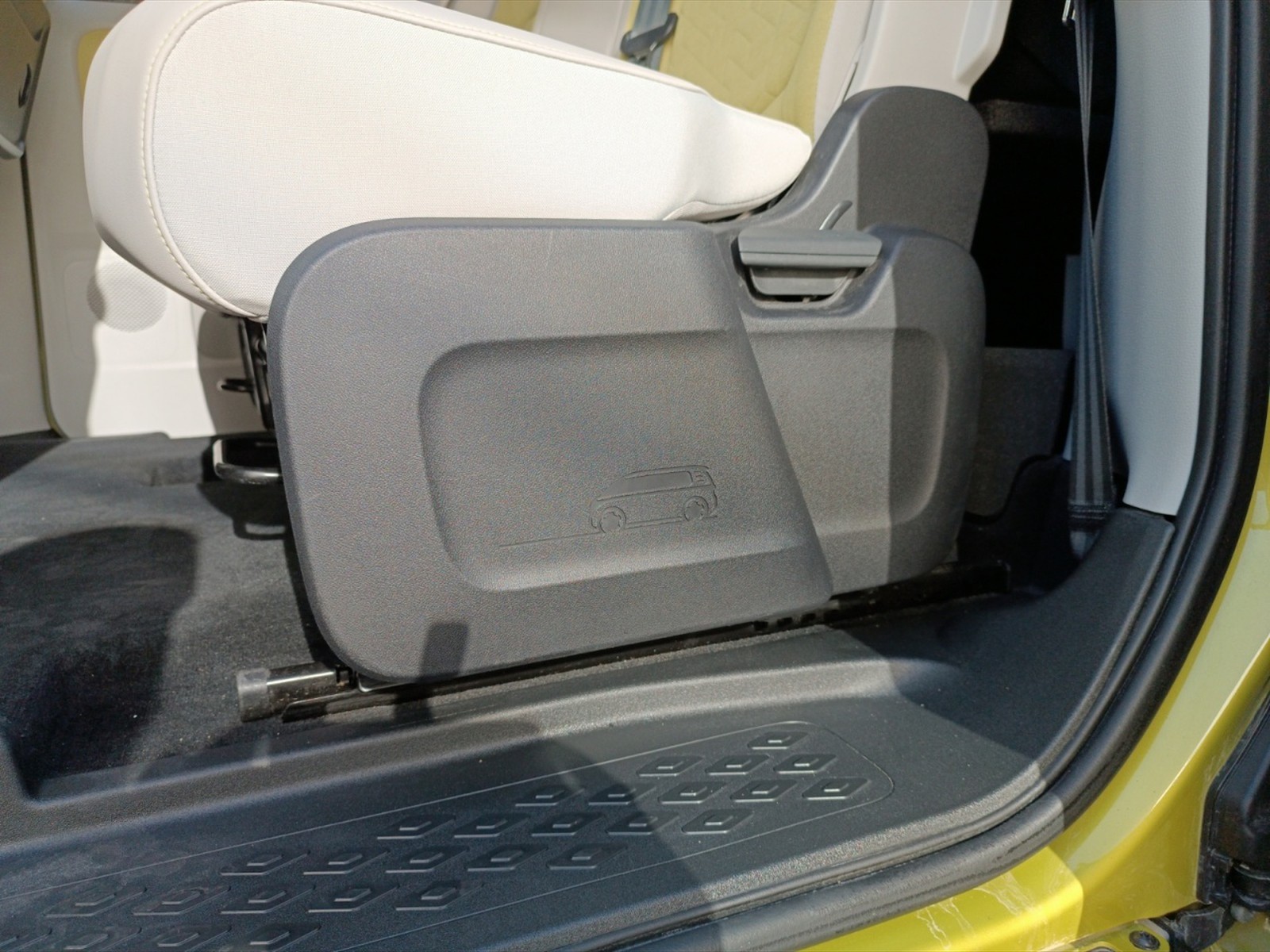 Volkswagen ID Buzz passo corto 77 kwh pro+ - 28