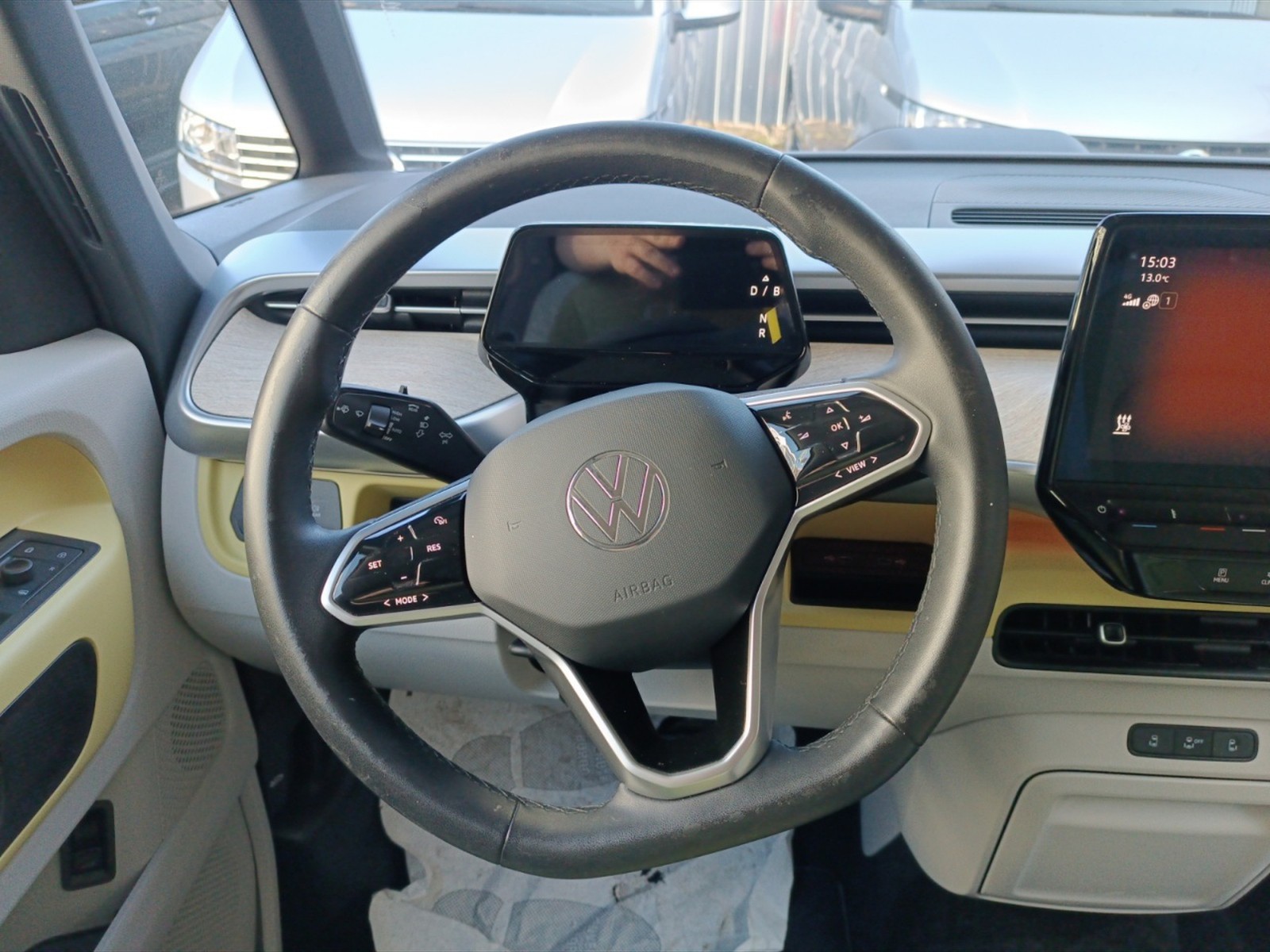 Volkswagen ID Buzz passo corto 77 kwh pro+ - 8