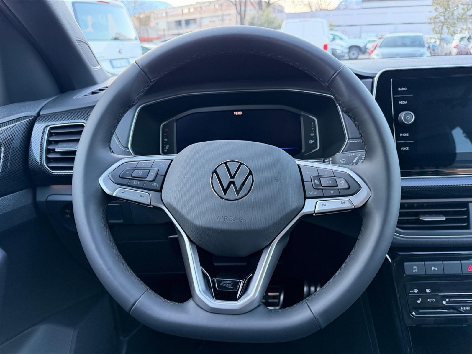 Volkswagen T-Cross 1.0 tsi r-line plus 115cv dsg - 8