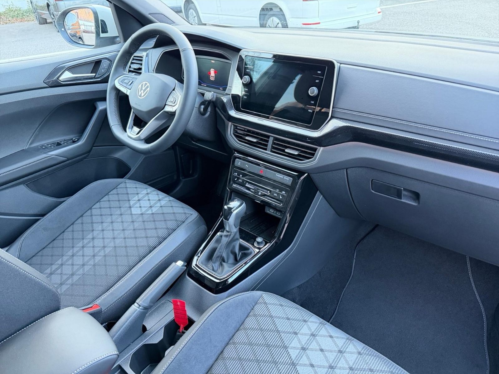 Volkswagen T-Cross 1.0 tsi r-line plus 115cv dsg - 9