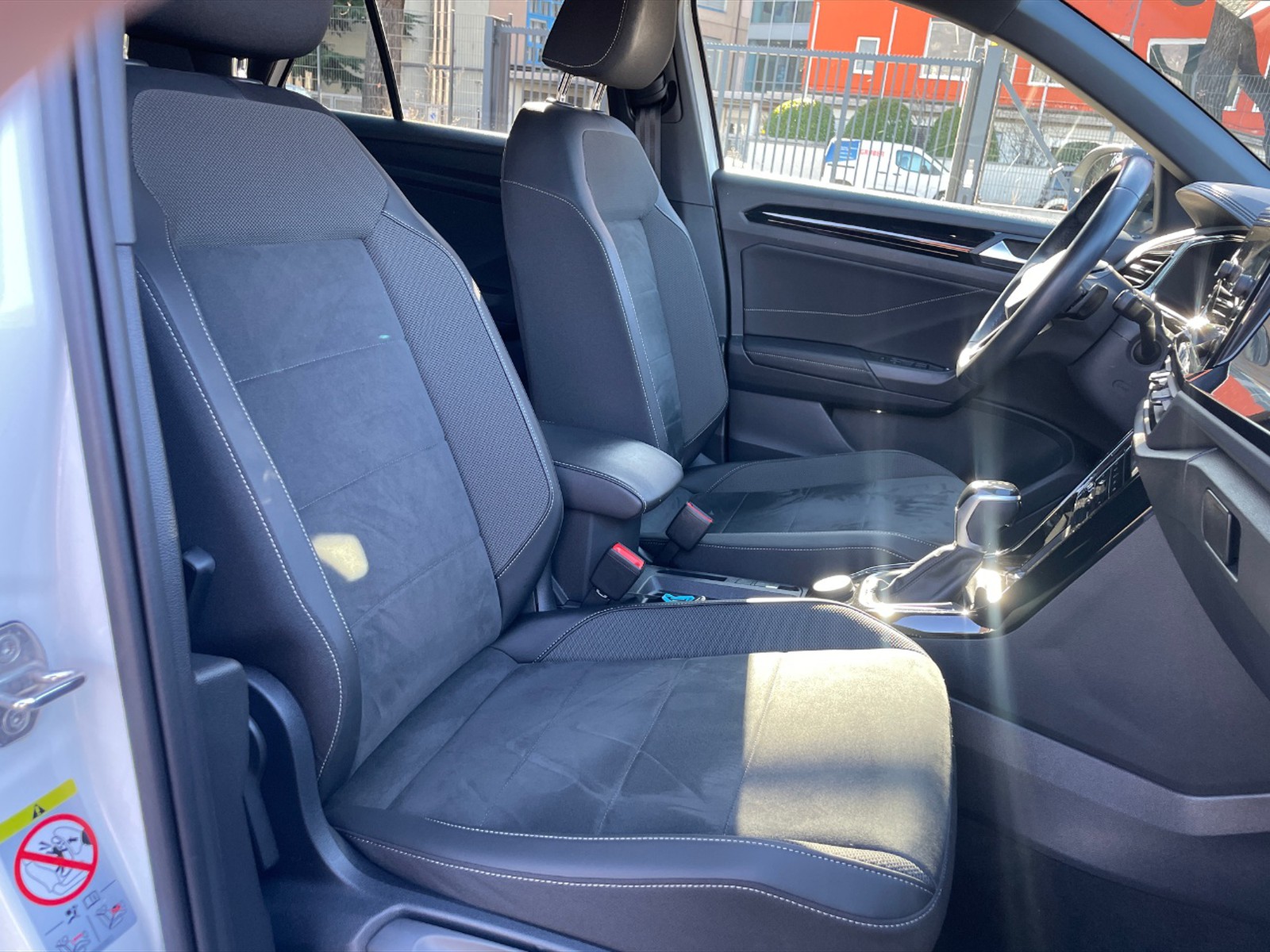 Volkswagen T-Roc 2.0 tdi style 4motion 150cv dsg - 9