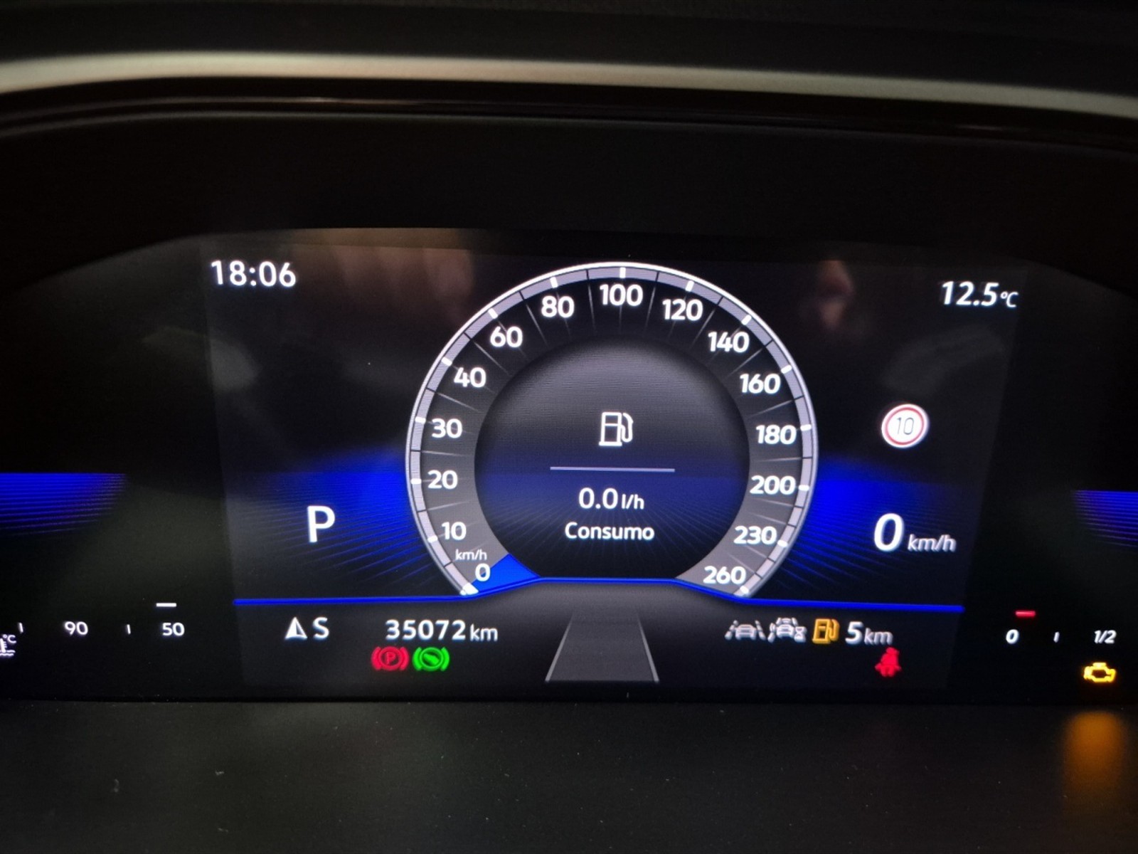 Volkswagen T-Roc 1.5 tsi life dsg - 13