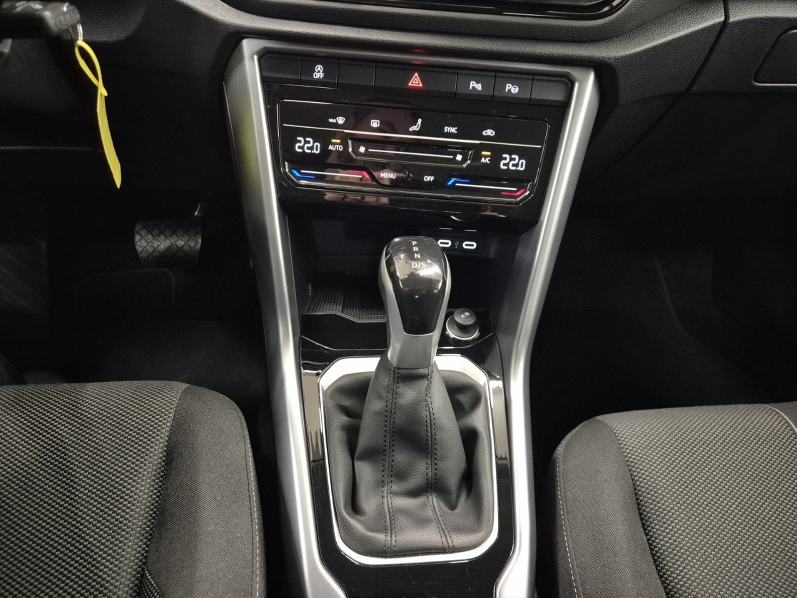 Volkswagen T-Roc 1.5 tsi life dsg - 19