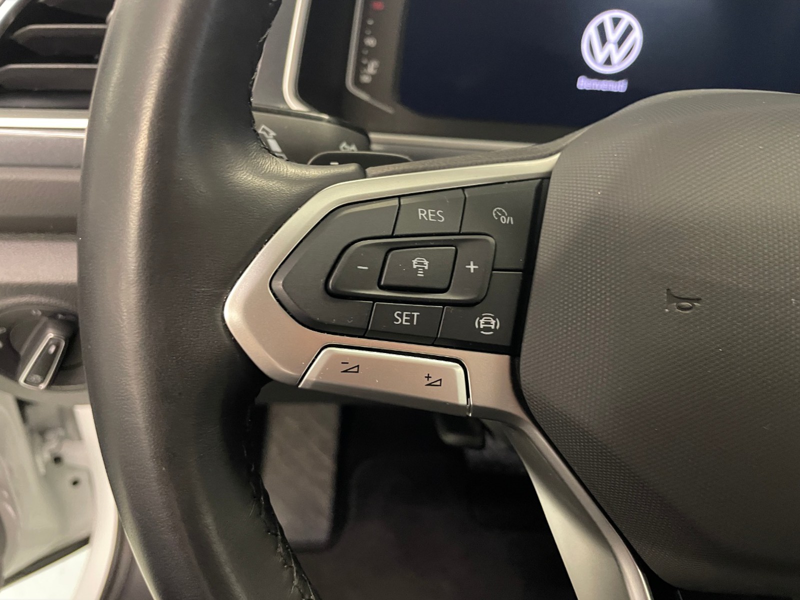 Volkswagen T-Roc 1.5 tsi style dsg - 17