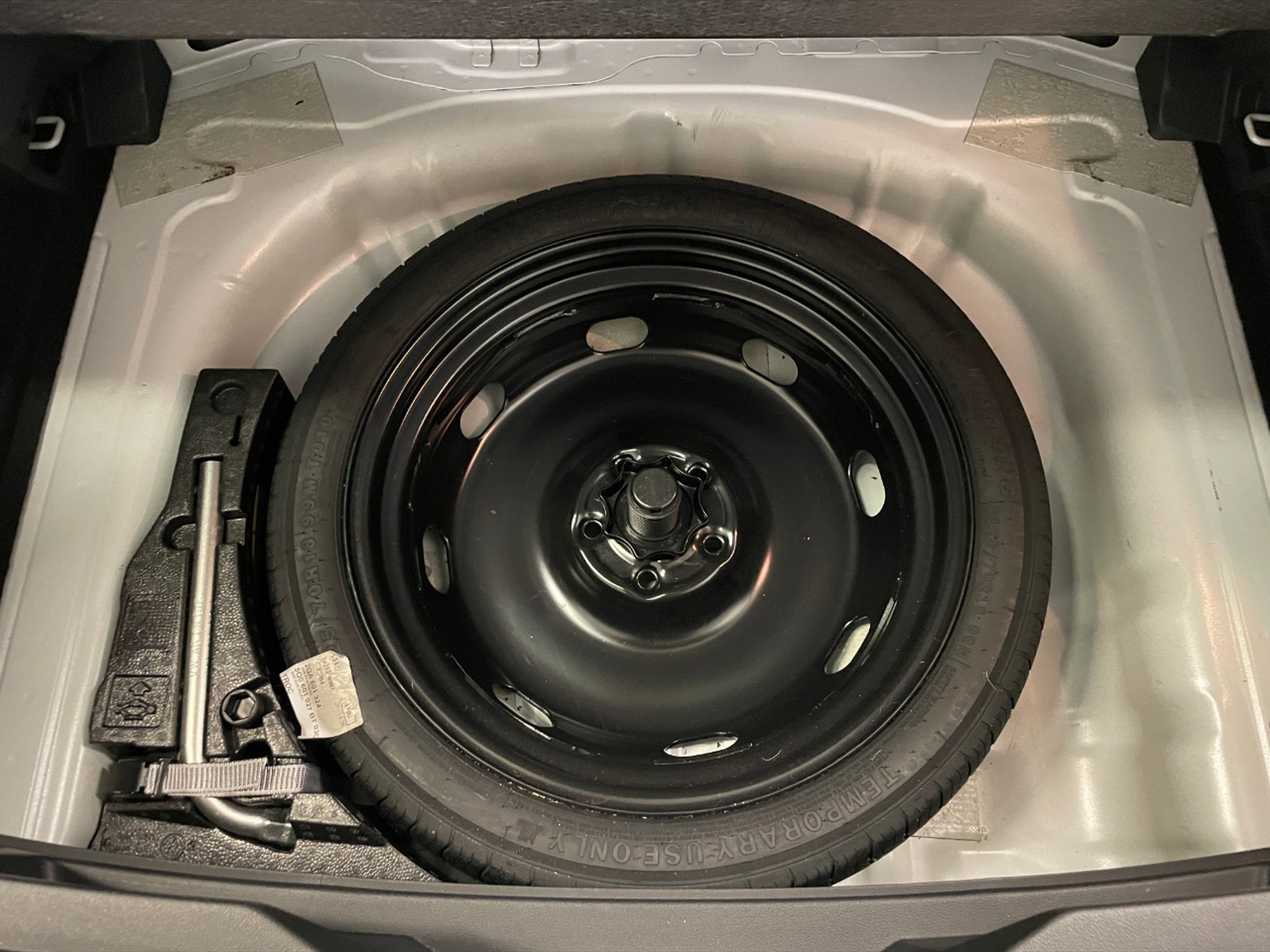 Volkswagen T-Roc 1.5 tsi style dsg - 24