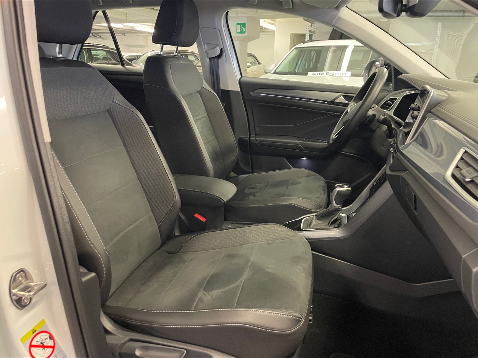 Volkswagen T-Roc 1.5 tsi style dsg - 9