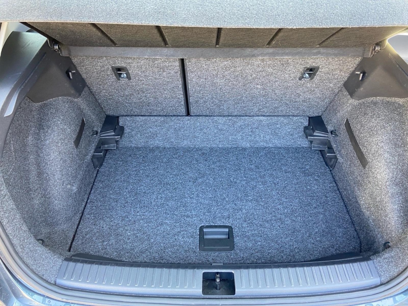 Seat Arona 1.0 ecotsi style 95cv - 11