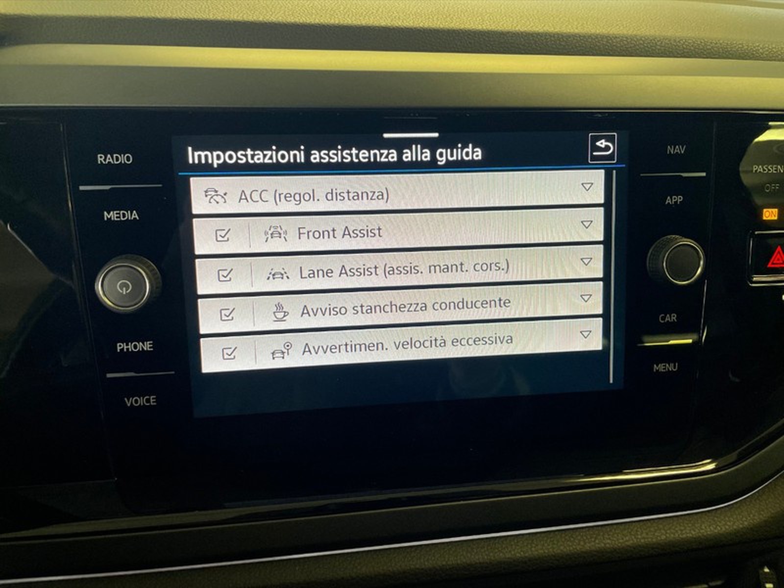 Volkswagen Taigo 1.0 tsi r-line 115cv - 15