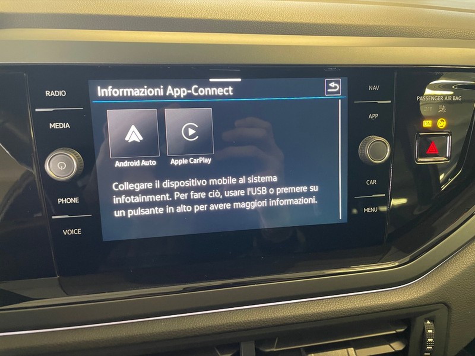 Volkswagen Taigo 1.0 tsi r-line 115cv - 14