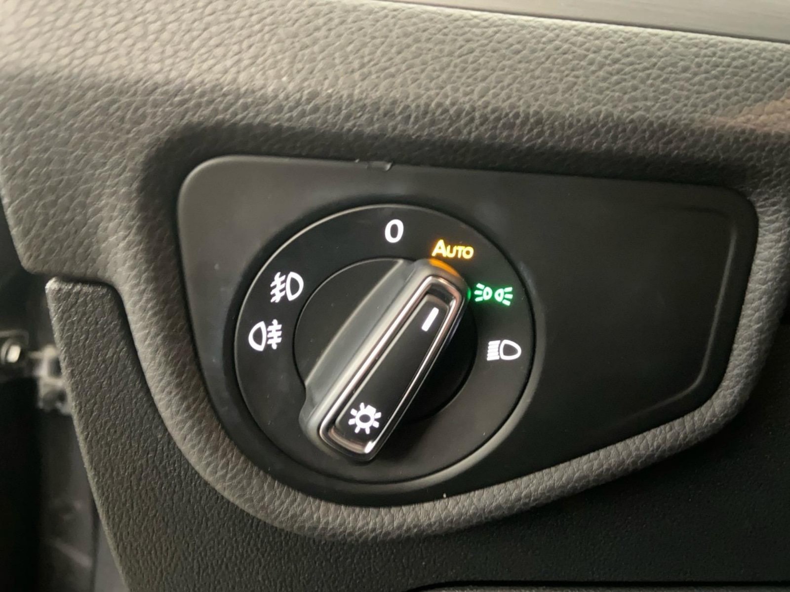 Volkswagen Touran 1.6 tdi comfortline 115cv - 14