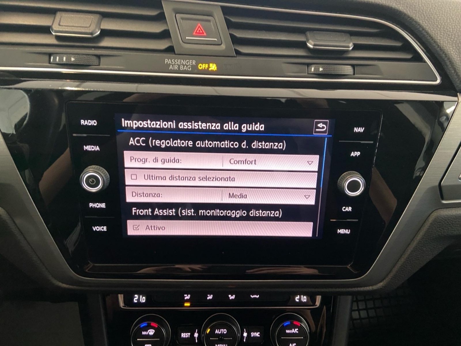 Volkswagen Touran 1.6 tdi comfortline 115cv - 24