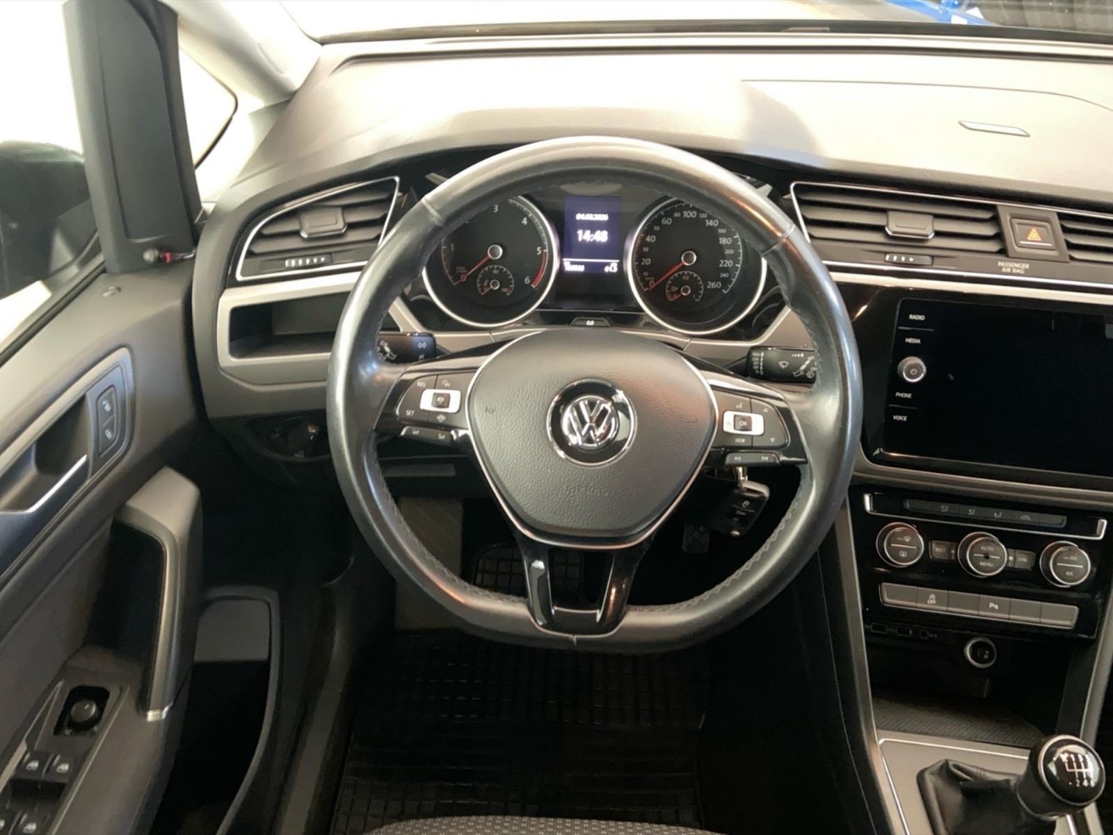 Volkswagen Touran 1.6 tdi comfortline 115cv - 8