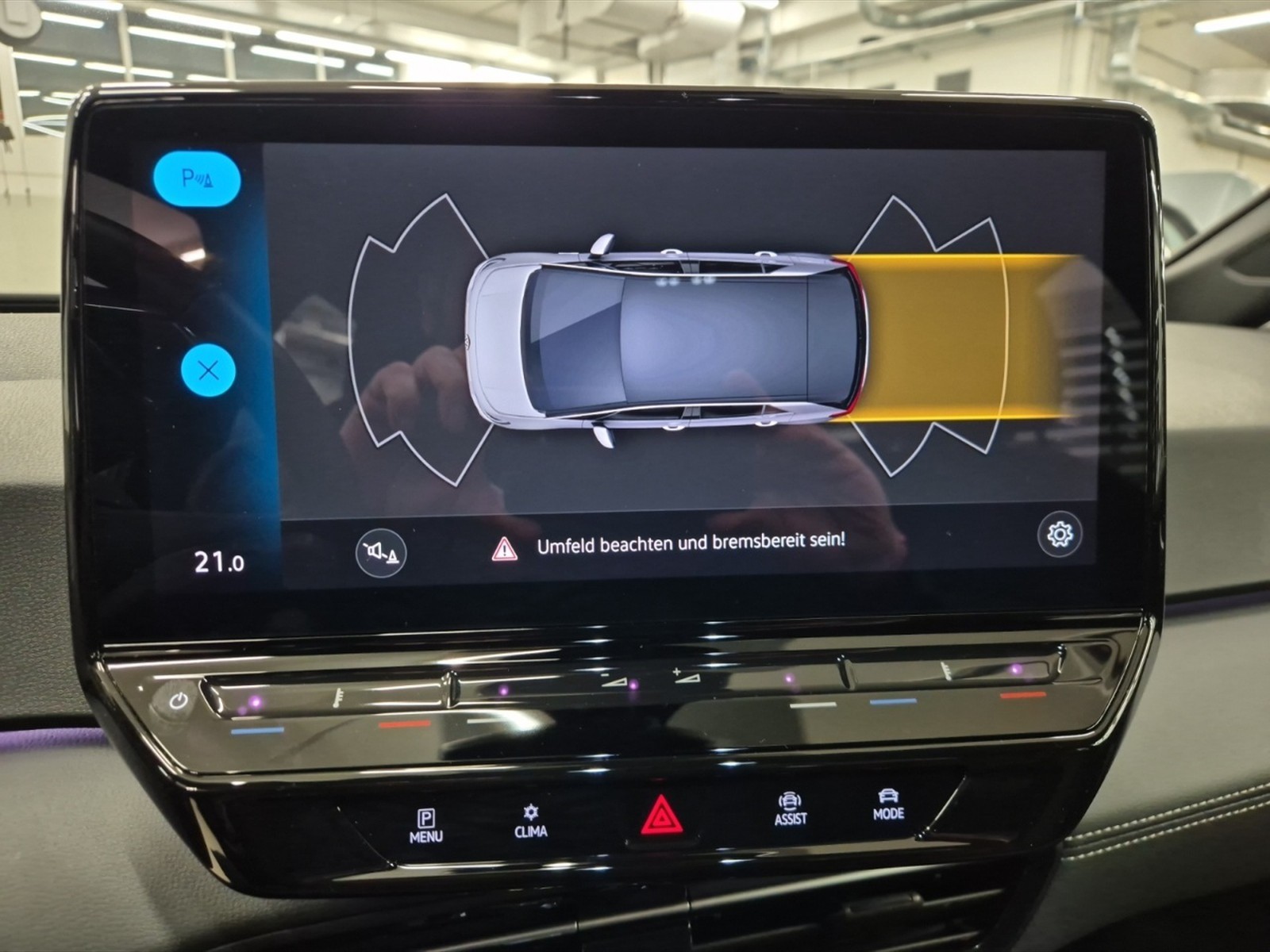 Volkswagen ID.3 Pro electric 150kW 1-speed automatic 4 doors - 16