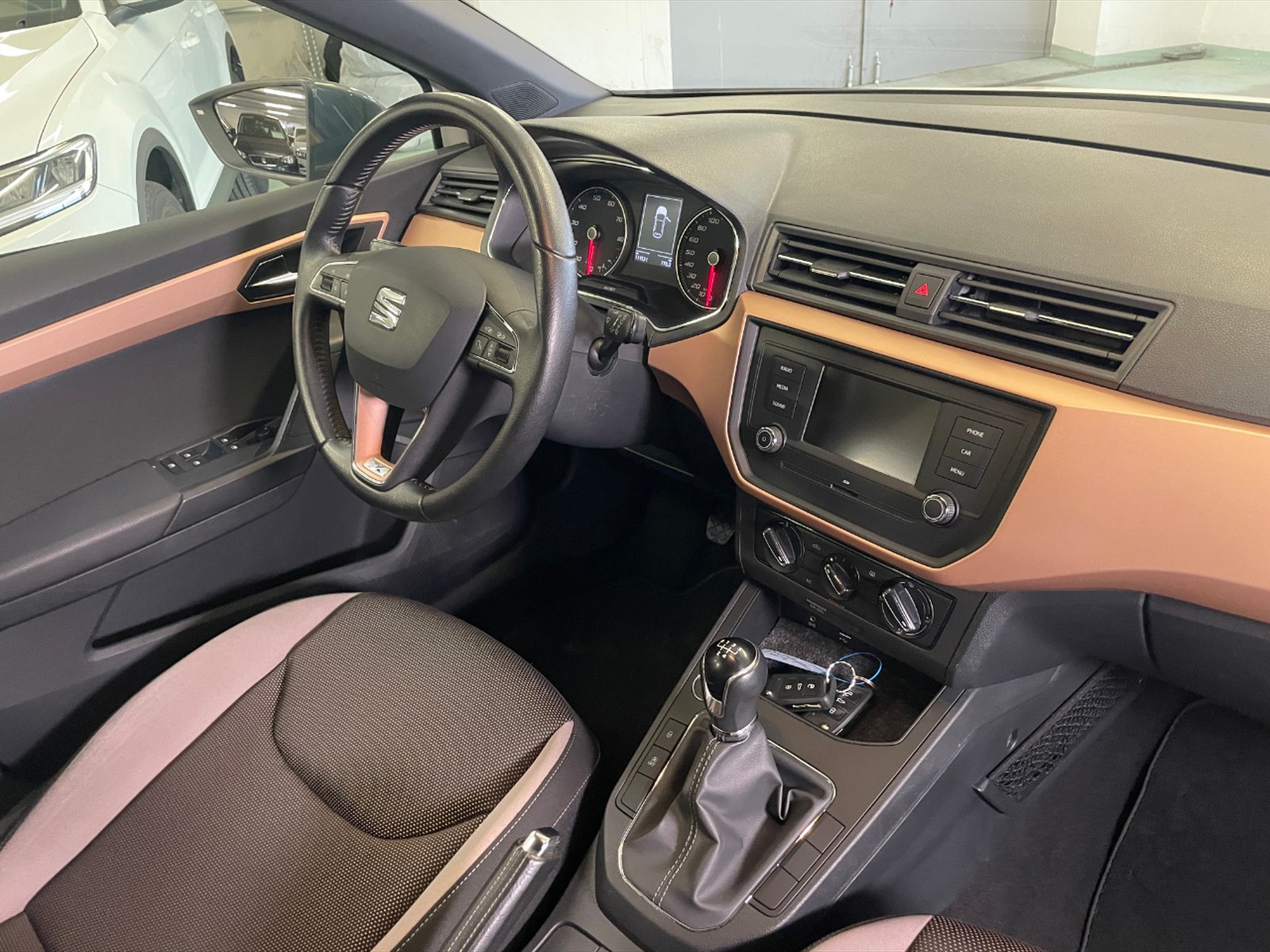 Seat Ibiza 1.0 ecotsi xcellence 95cv - 6