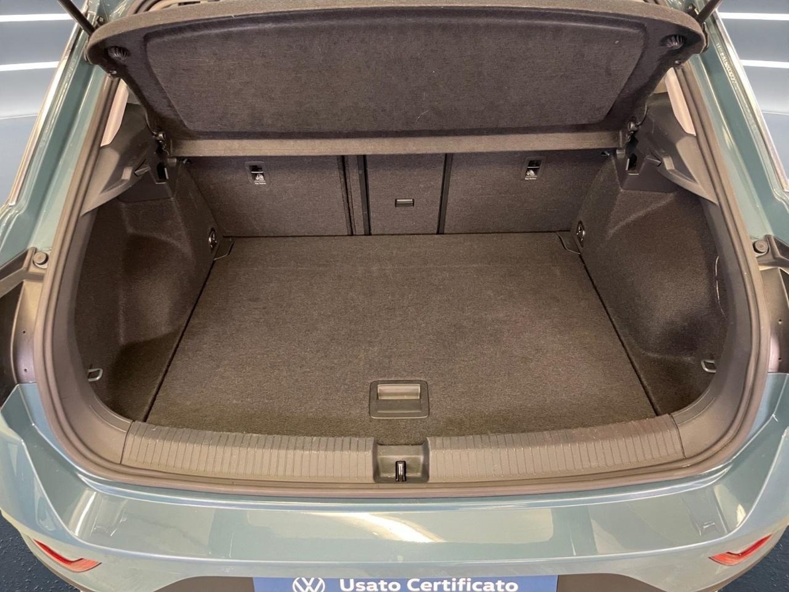 Volkswagen T-Roc 1.5 tsi life dsg - 12