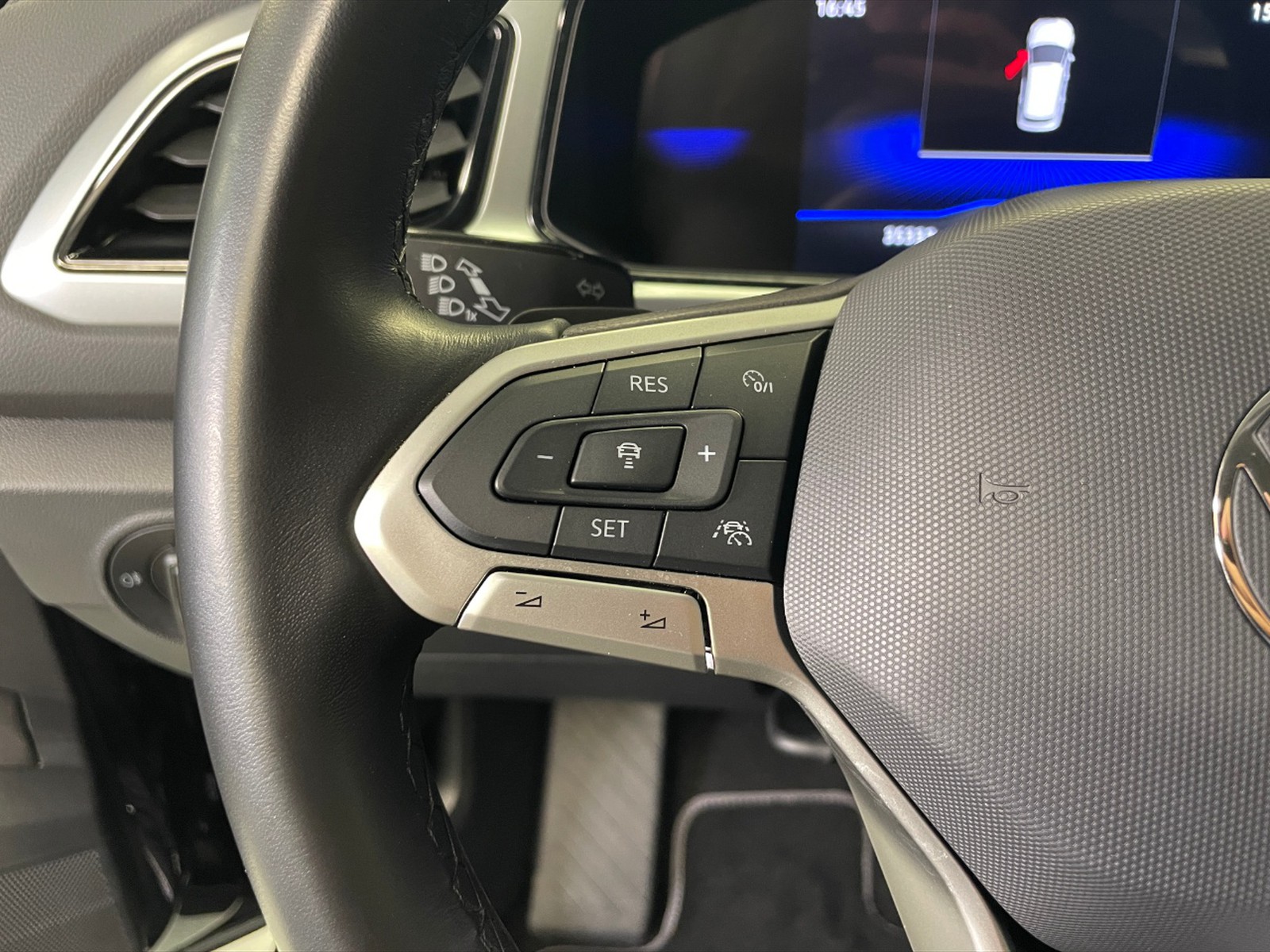 Volkswagen T-Roc 1.5 tsi life dsg - 16