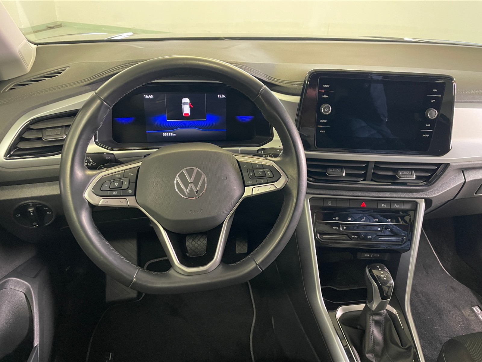 Volkswagen T-Roc 1.5 tsi life dsg - 8