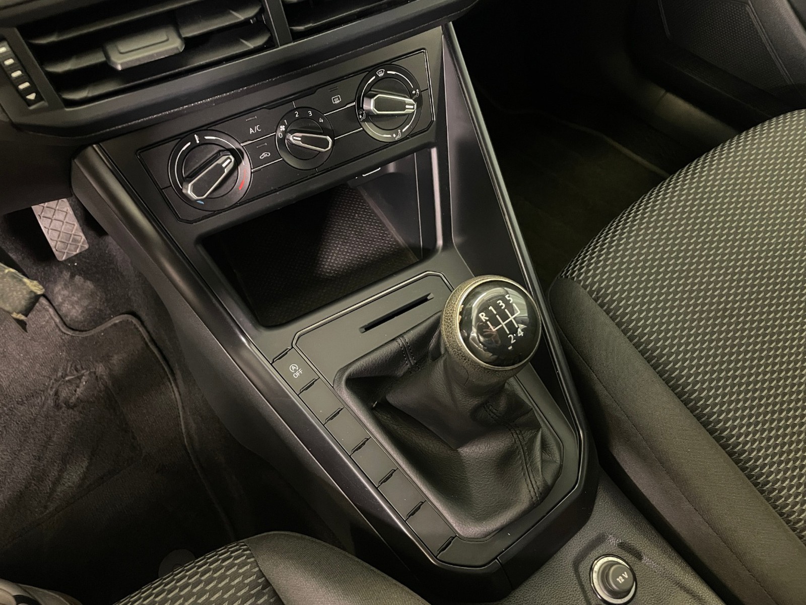 Volkswagen Polo 5p 1.6 tdi trendline 80cv - 18