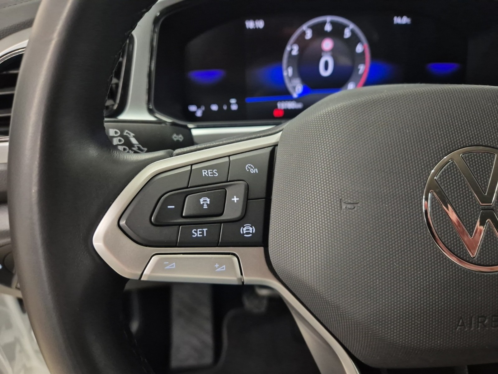 Volkswagen T-Roc 1.0 tsi edition plus 115cv - 14