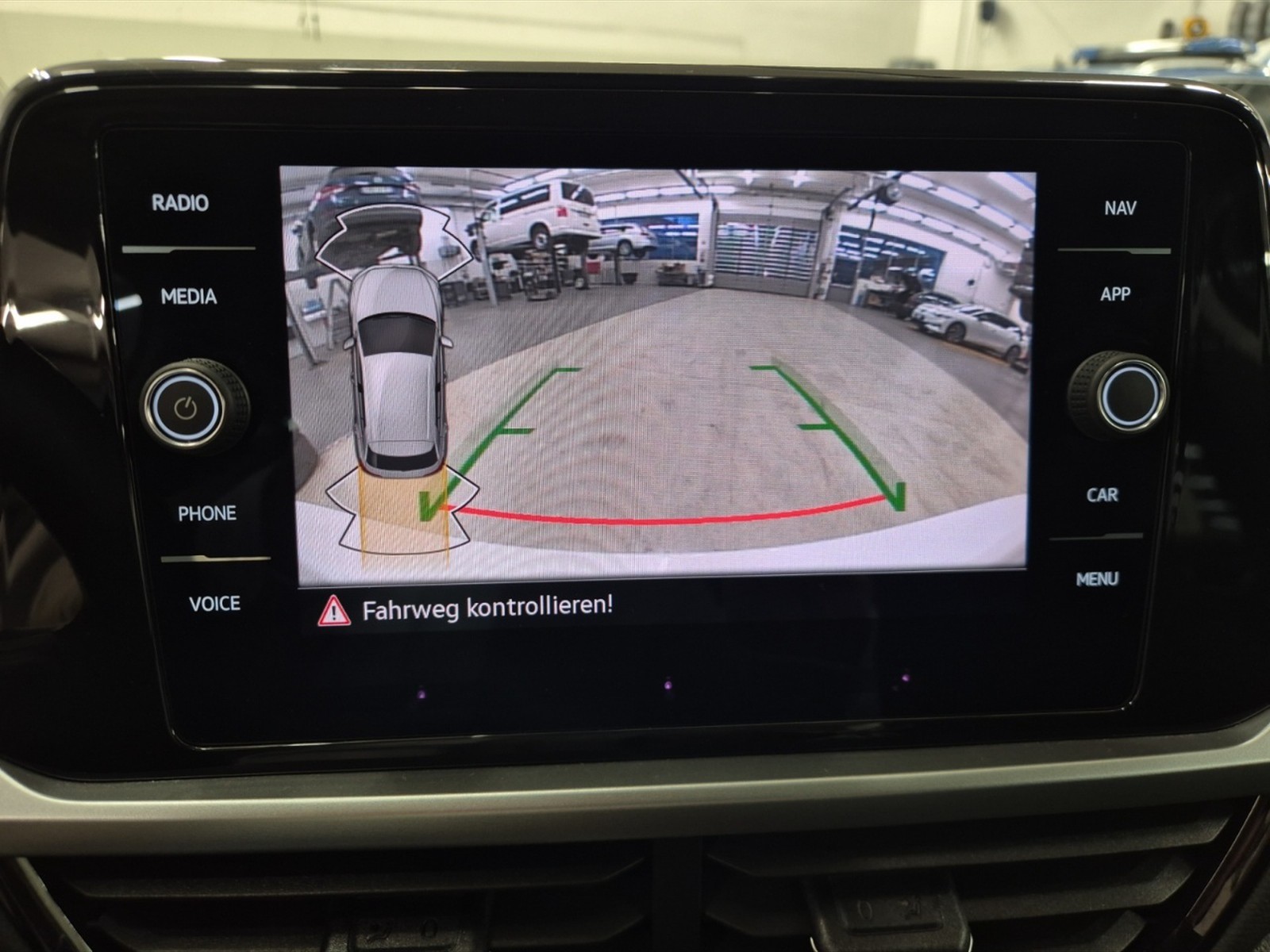 Volkswagen T-Roc 1.0 tsi edition plus 115cv - 16