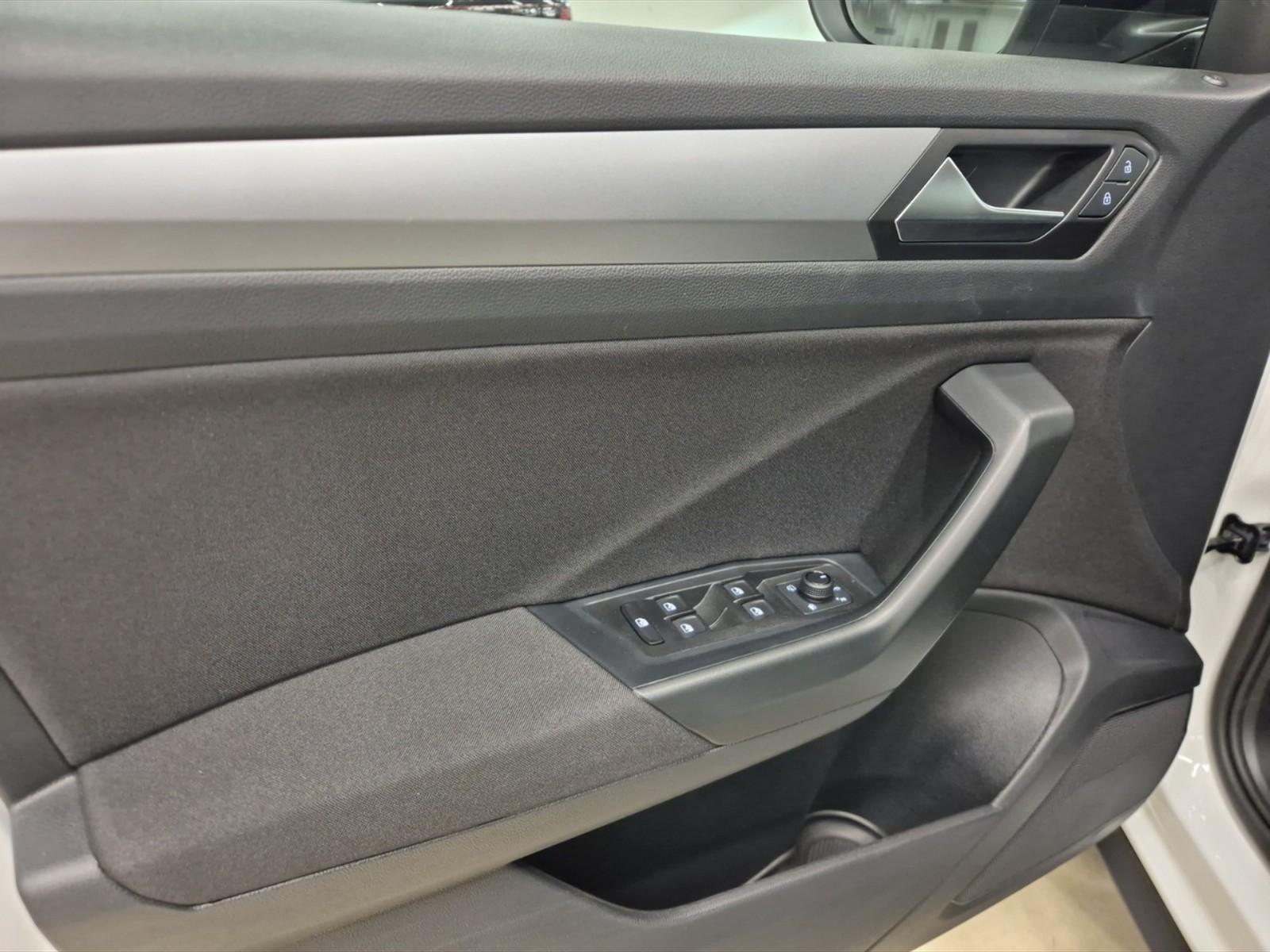 Volkswagen T-Roc 1.0 tsi edition plus 115cv - 21